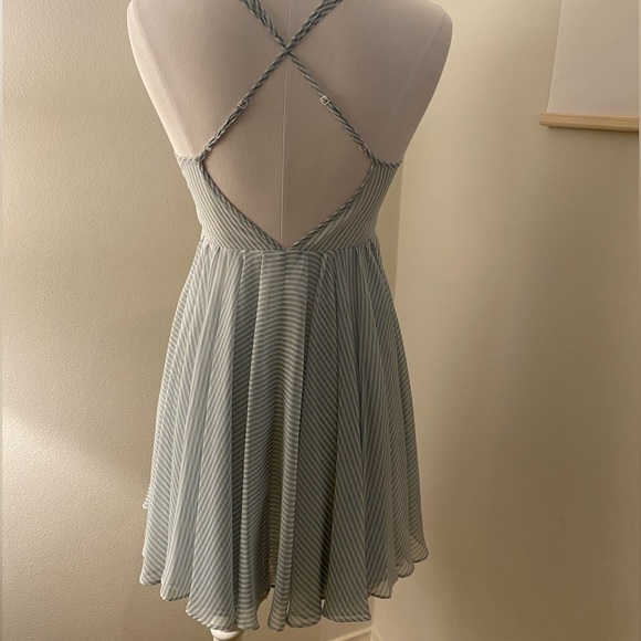 Guess Striped Dress - Picture 3 of 4